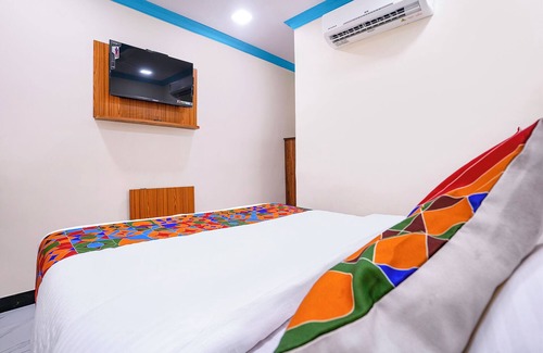 Sakinaka Hotel | Fabexpress Raj Palace