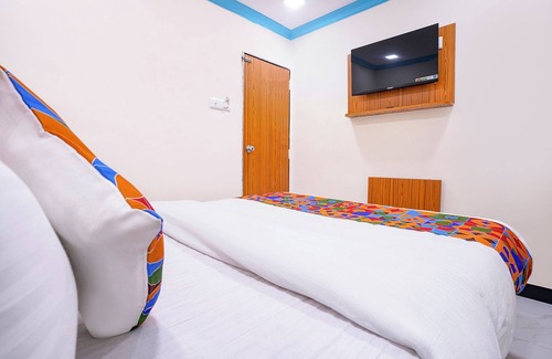 Sakinaka Hotel | Fabexpress Raj Palace