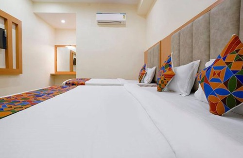 Kalina Hotel | Fabhotel 7 Square