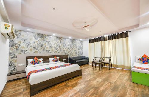 Sector 39 Hotel | FabHotel Angel Green Residency - UNITECH CYBER PARK