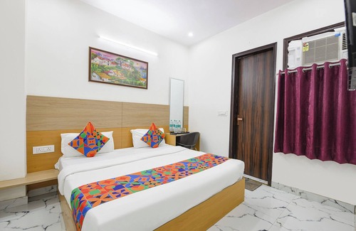 Janakpuri Hotel | Fabhotel Asp Royal Residency I