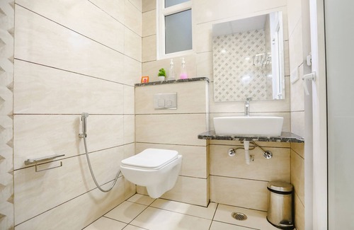Indirapuram Hotel | FabHotel Indirapuram By SBG