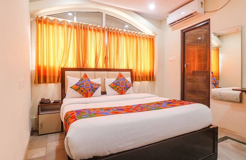 MVP Colony Hotel | Fabhotel Lotus Park