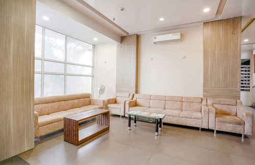Bhiwandi Hotel | Fabhotel Mahadev Residency