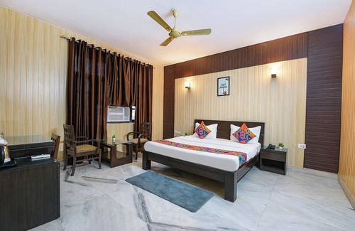 IMT Manesar Hotel | Fabhotel Next Home Prime