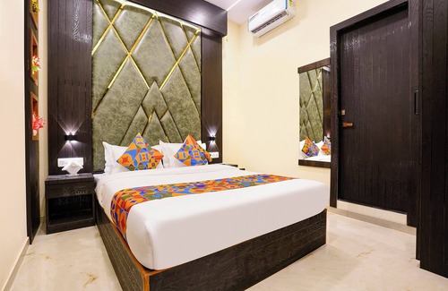 J B Nagar Hotel | Fabhotel Skyline Suite