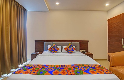 Pune Hotel | Fabhotel Sri Sai