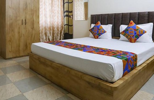 Bullawala Hotel | Fabhotel White Retreat Inn