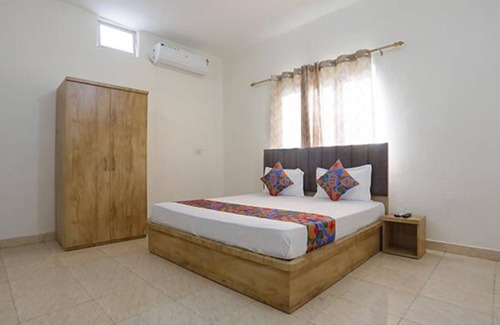 Bullawala Hotel | Fabhotel White Retreat Inn