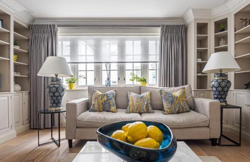 Knightsbridge Apartment | Fabulous 3Bd Mews House in the heart of Belgravia - RARE FIND