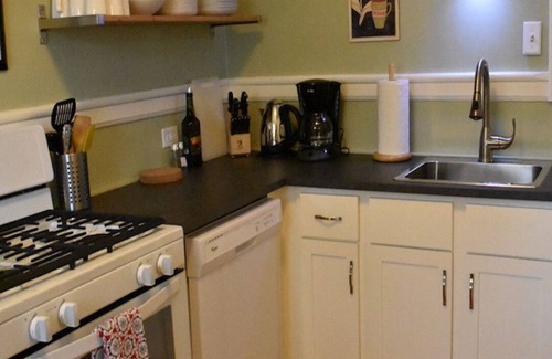 Ecco House | Fabulous Uptown Location! 7BR! Steps from Lake Bde Mka Ska! Downtown! MOA!