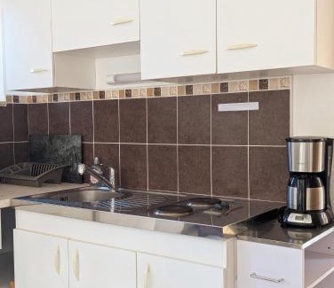 Planguenoual Apartment | Face à la plage et au falaise- Endroit calme