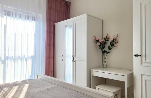 Praga Polnoc Apartment | Factory apartment in historical estate, air conditioned, Metro