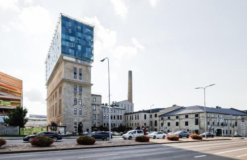 Kesklinn Apartment | Fahle building, skyline view 1 bedroom Flat near Centre