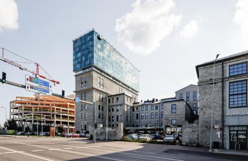 Kesklinn Apartment | Fahle building, skyline view 1 bedroom Flat near Centre