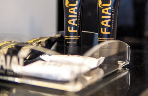 Centro Hotel | Faial Prime Suítes