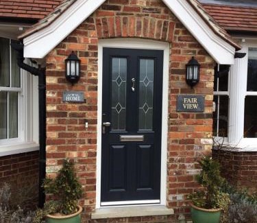 Abbess Roding Bed & Breakfast | Fair View