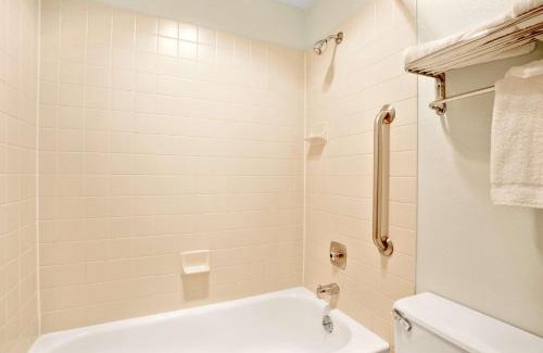 Tukwila Hotel | FairBridge Inn Express Tukwila