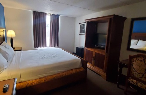 Indianapolis Hotel | FairBridge Inn Express Indianapolis South