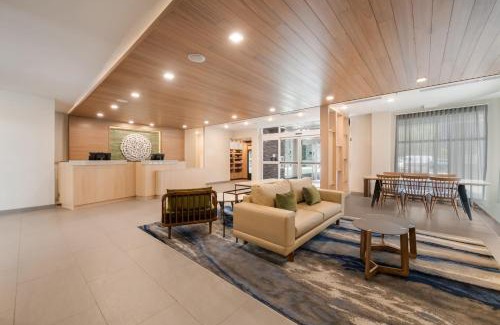 North Central Hotel | Fairfield by Marriott Inn & Suites Virginia Beach Town Center