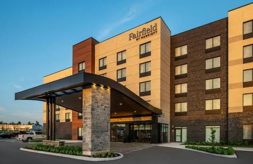 Gravenhurst Hotel | Fairfield by Marriott Inn & Suites Gravenhurst Muskoka