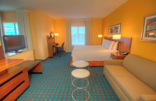 Jupiter Hotel | Fairfield Inn and Suites by Marriott Jupiter