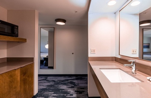 Evansville Hotel | Fairfield Inn by Marriott Evansville West