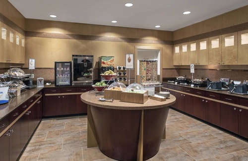 Downtown Baltimore Hotel | Fairfield Inn & Suites Baltimore Downtown/Inner Harbor