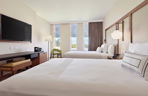 Alfredo V. Bonfil Hotel | Fairfield Inn & Suites by Marriott Cancun Airport
