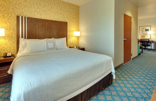 Millbrae Hotel | Fairfield Inn & Suites by Marriott San Francisco Airport
