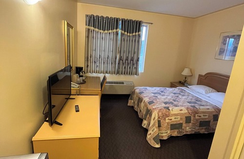 Windham Centre Hotel | Fairview Inn