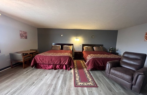 Florence Hotel | Fairway Inn Riverside By OYO Florence