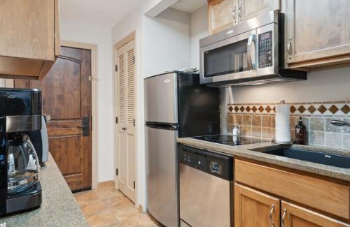 Avon Apartment | Falcon Point