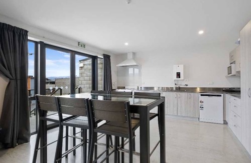 Lowburn House | Falcons Nest