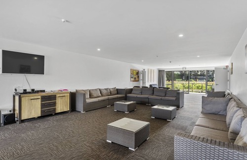 Lowburn House | Falcons Nest