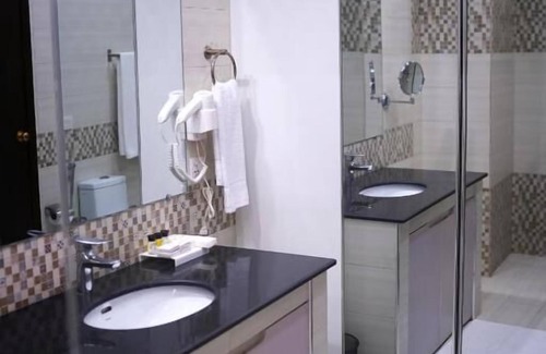 Gulberg Hotel | Faletti's Grand MM Alam Road