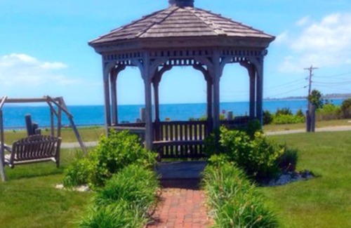 Falmouth Heights Condo | Falmouth Heights/Cape Cod Beach Resort w private resort beach