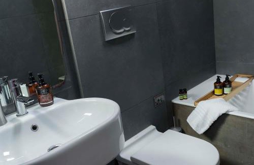 Vathy Hotel | Familia