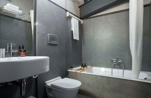 Vathy Hotel | Familia