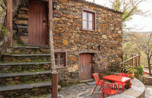 Lousa House | Family and pet friendly mountain house