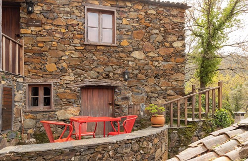 Lousa House | Family and pet friendly mountain house