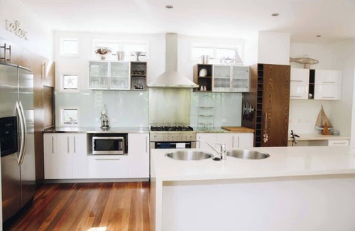 Twin Waters House | Family Beach House at Twin Waters Resort