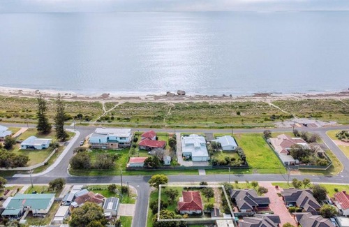 Geographe House | Family Beachside Shack