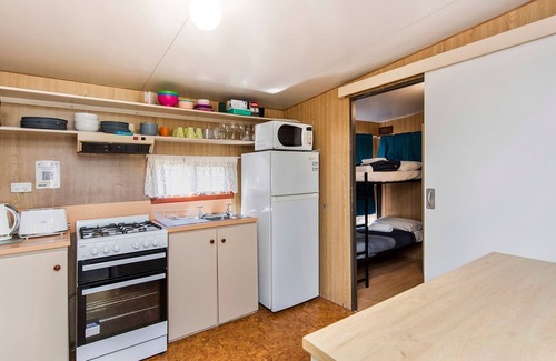West Busselton Cabin | Family Bungalow- Unique, well renovated family friendly holiday cabin in Geographe Holiday Park