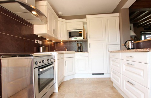 Montmartin-en-Graignes Cottage | Family Cottage in the Marshes - Pets Allowed