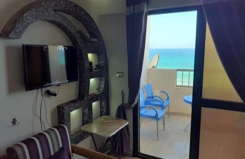 Al-'Amriyah Apartment | family condo with panoramic sea view