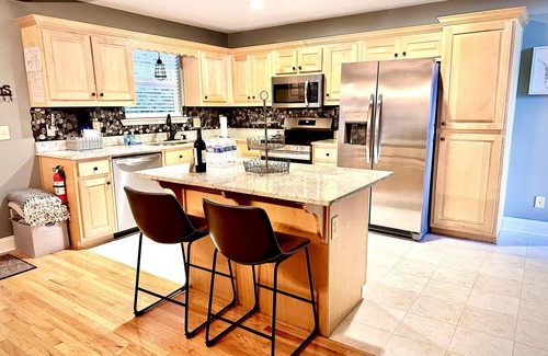 Clayton House | Family Escape w/Views | Golf | Firepit | Game Room