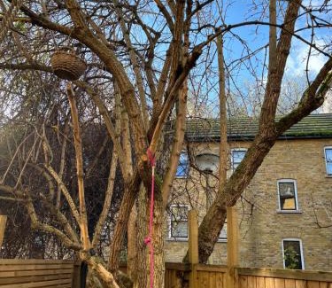 Islington House | Family Friendly 3 Bedroom Home in Islington