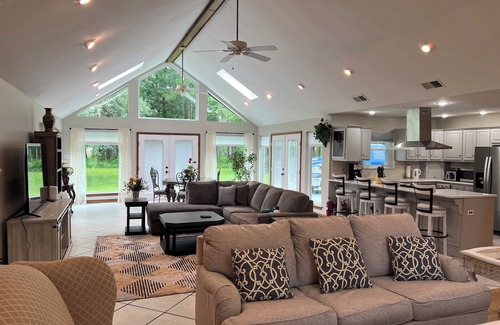 Theodore House | Family friendly 4br 2 bath house in cool Coden with WiFi, AC, clean and comfy