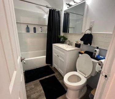 Warwick Apartment | Family-friendly for travelers